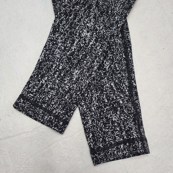 Lululemon size 6 high times pants jacquard black and white - Picture 7 of 11